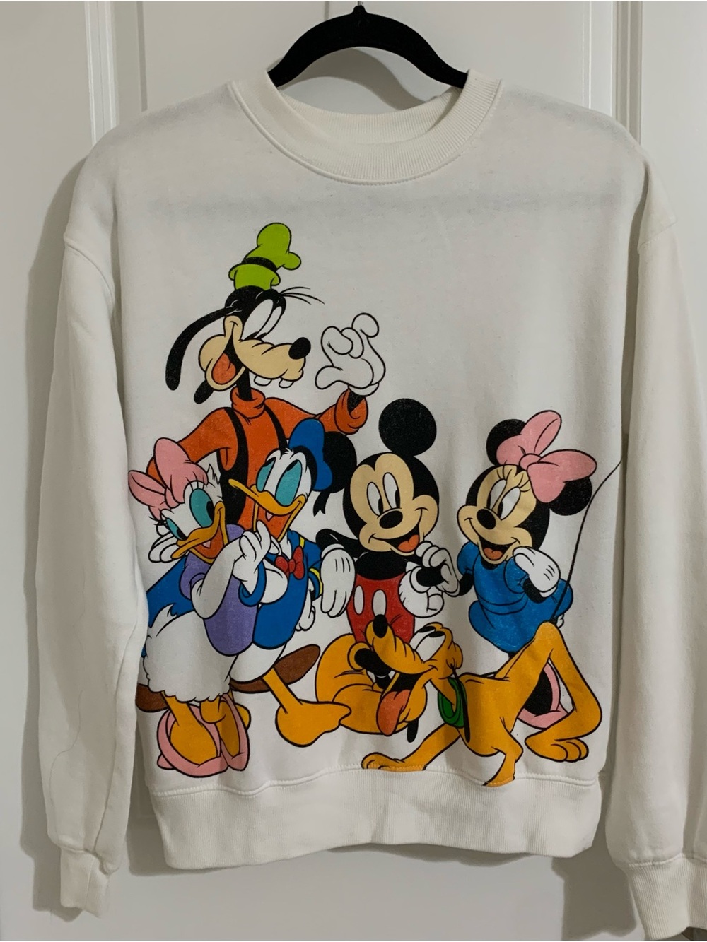 Disney White Crewneck Sweatshirt with Multicolor Mickey & Friends Graphic, S